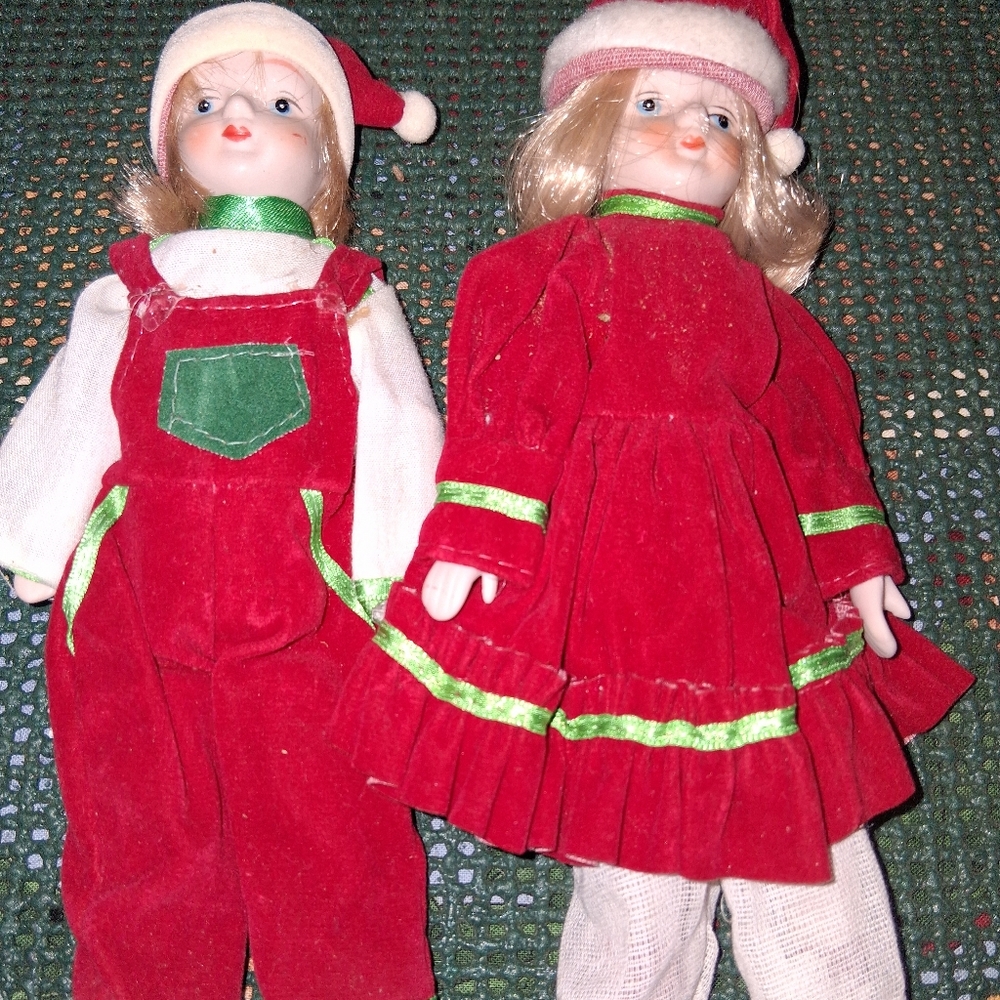 *bogo* Festive Red and Green Holiday Dolls